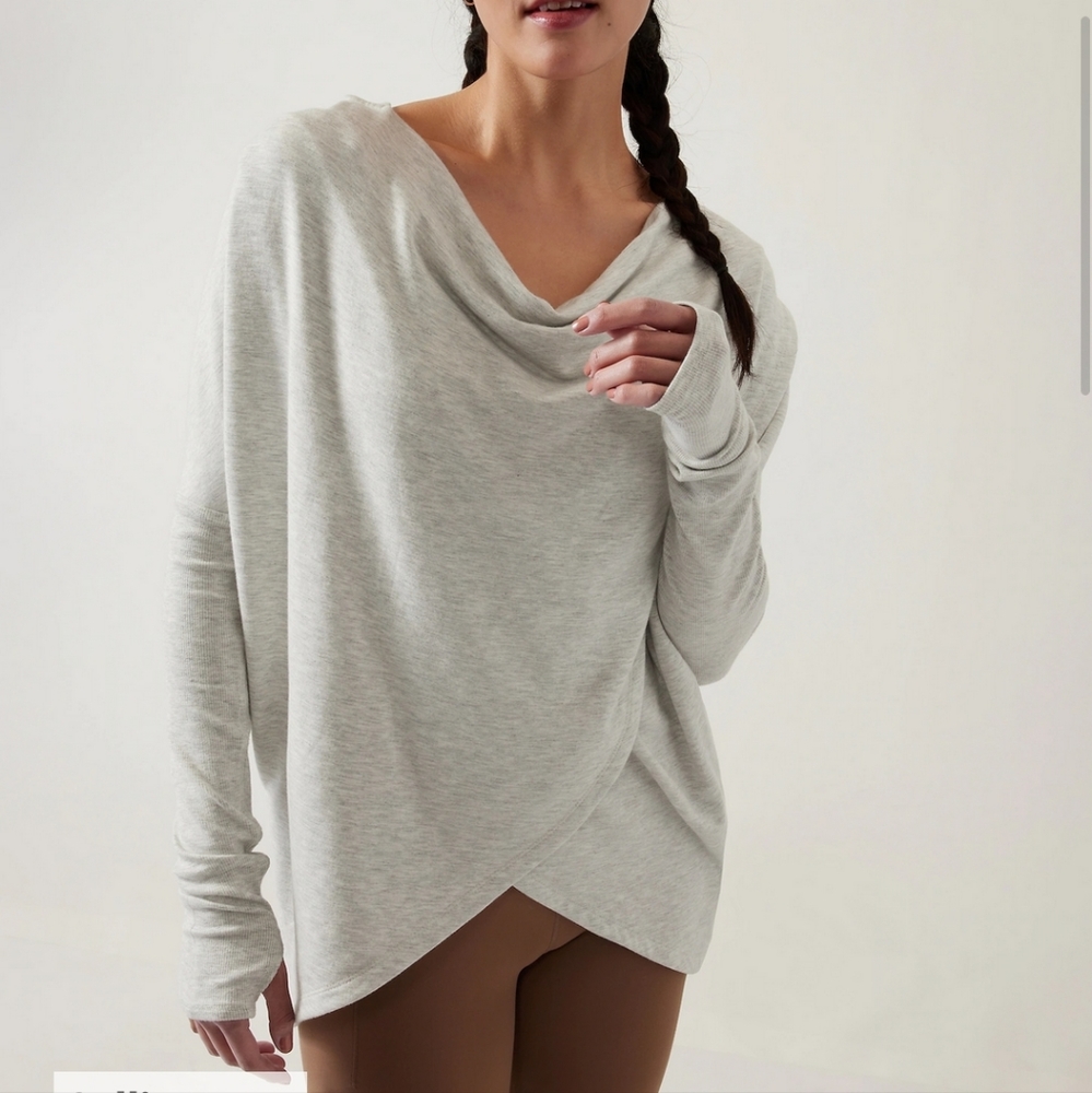 Athleta Purana Wrap Sweatshirt, medium NWT